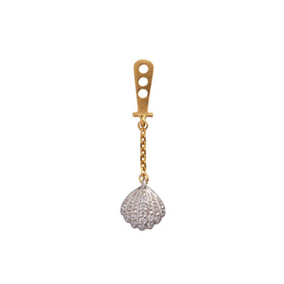 STINE A - Tres Petit Vintage Shell Behind Ear Pendant