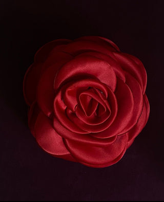 Pico Copenhagen - Giant Satin Rose Claw - Bright Red