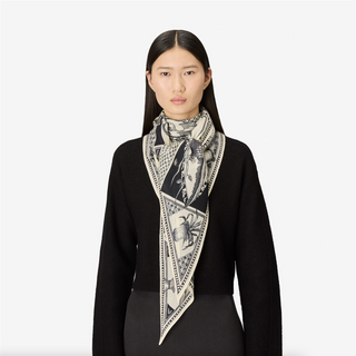 INOUI - Triangle Barocco 130 - Black