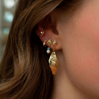 STINE A - Dangling Ile De Lamour Earring W/Stones Single