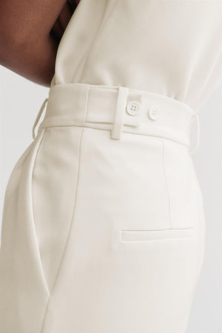 ALMADA LABEL - Blair Crepe Shorts - Cream