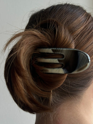 Pico Copenhagen - Julie Flat Claw - Dark Tortoise