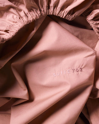 SUITE702 - Fitted Sheet 200x210 - Dusty Rose
