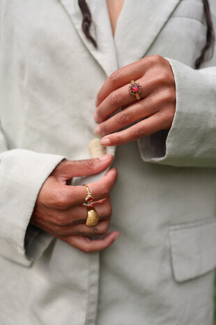 All The Luck in the World - Ring Flower Halo - Pink