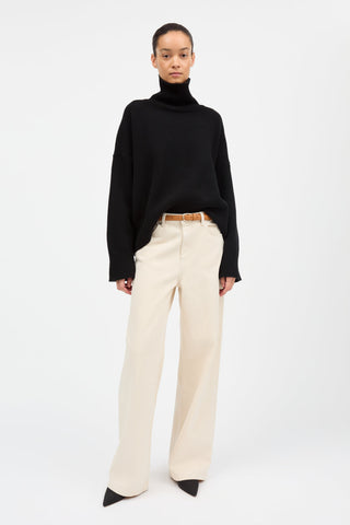 SKALL - PRE-ORDER Silene T-Neck - Black