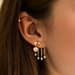 STINE A - Petit Hammered Coin & Stone Earring Gold - Pearl