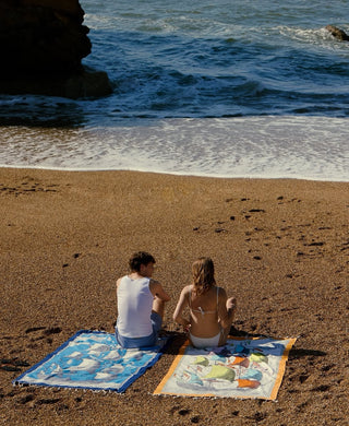 INOUI - Beach Towel 100 Des Rives Et Des Reves - Blue