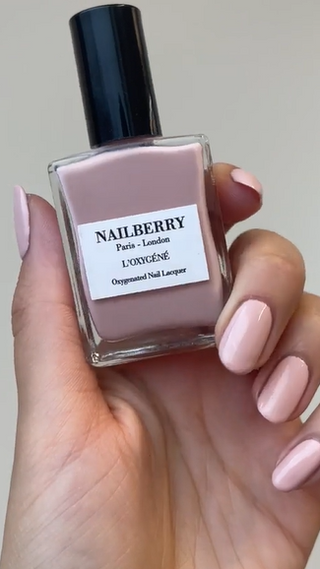 NAILBERRY - Romance