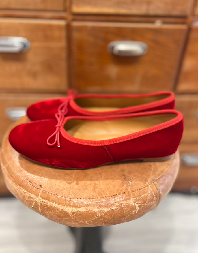 Lolo Ballerina - Volcano Velvet - Rosso – Shine Lolo Ballerina - Volcano Velvet - Rosso – Shine
