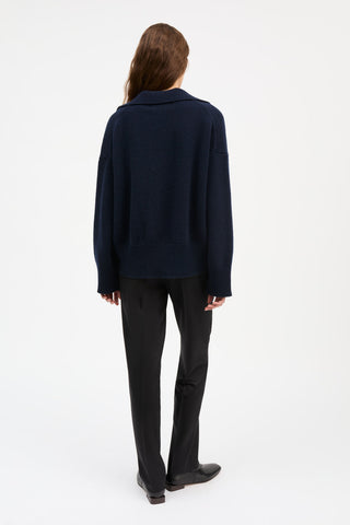 SKALL - Dean V-Neck Jumper - Navy