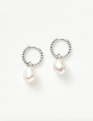 MISSOMA - Pearl Twisted Small Drop Hoop Earrings - Silver