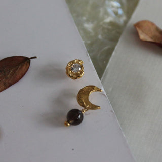 STINE A - Petit Claire de Lune Earring Mocha