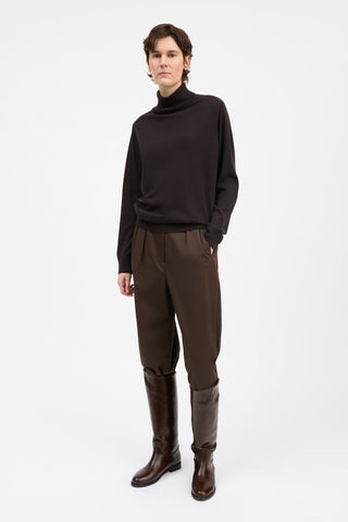 SKALL - Amara T-Neck Jumper - Dark Brown