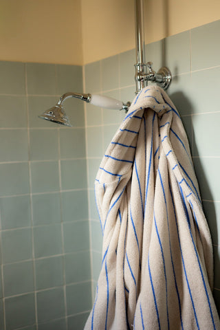 BONGUSTA - Naram Bathrobe - Moonbeam & Ultramarine