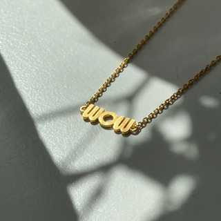 STINE A - Wow Mom Necklace