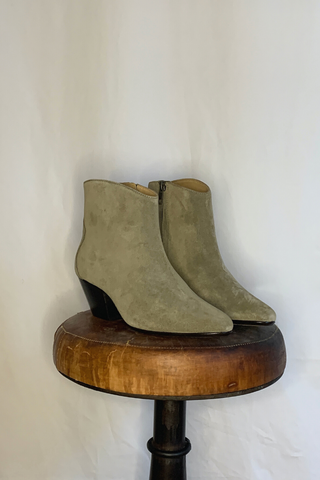 ISABEL MARANT ÈTOILE - Dacken Boots - Taupe/Black Heel