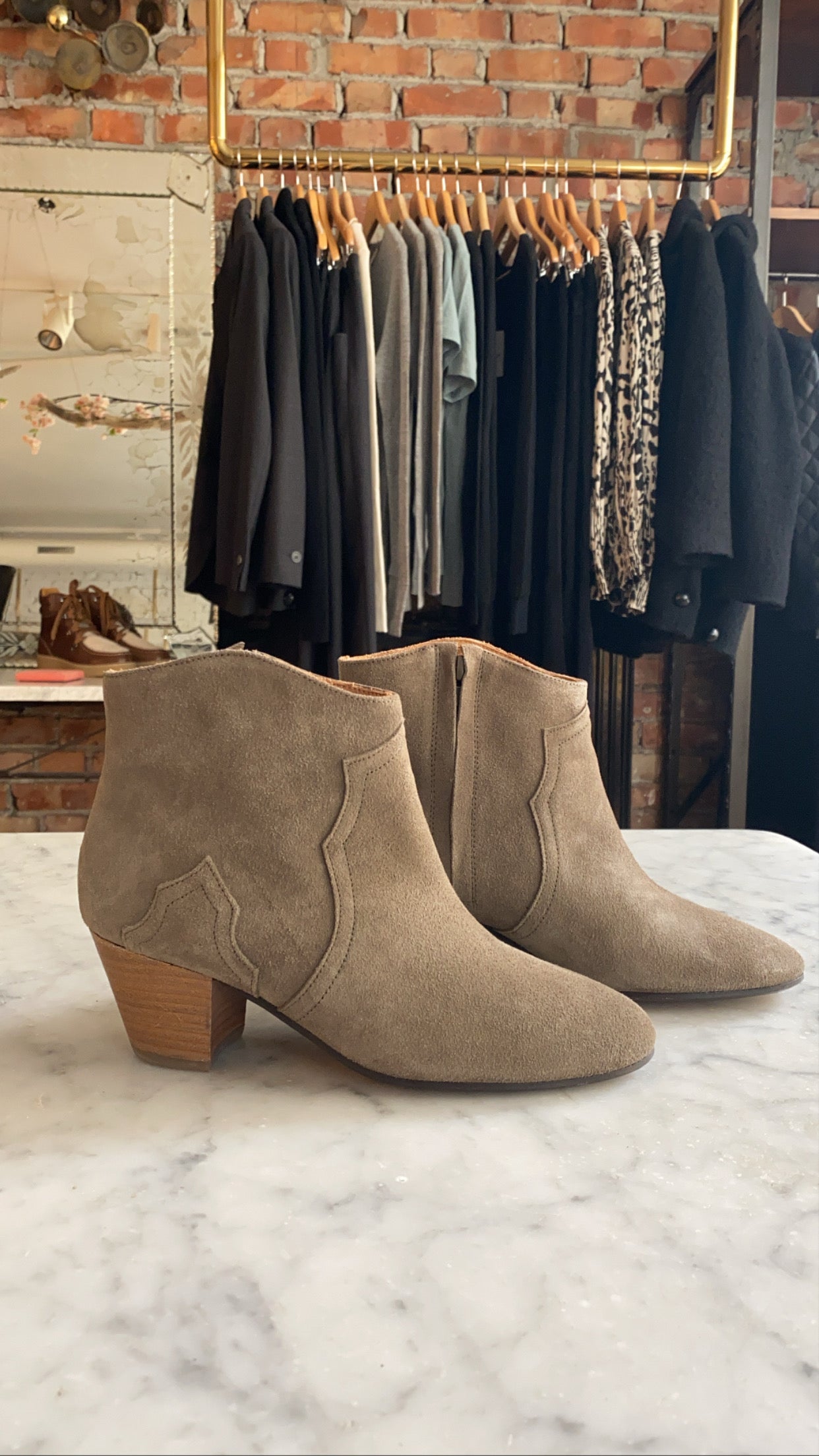 ISABEL MARANT ÈTOILE - Dicker Boots Taupe Shine