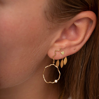 STINE A - Wavy Circle Earring W/Stone Right - Gold
